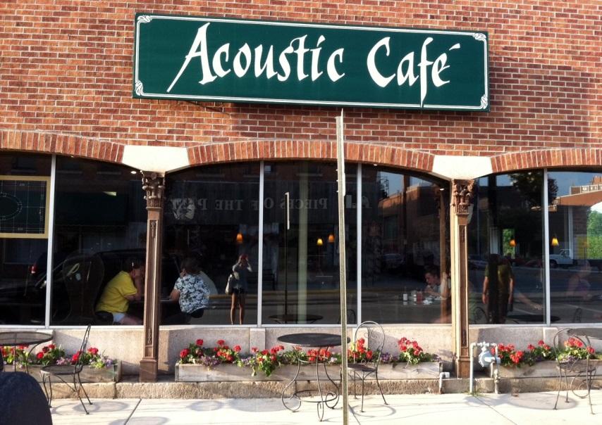 Acoustic Café is a little coffee shop in downtown Winona. It’s a cute coffee shop to go to lunch with your friends or is nice to have a study session there.