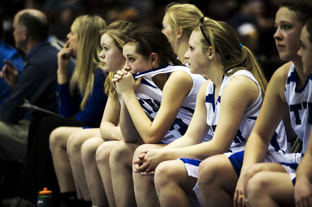 Girls fall to Chatfield in semifinal game