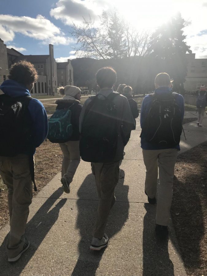 Students run to lunch