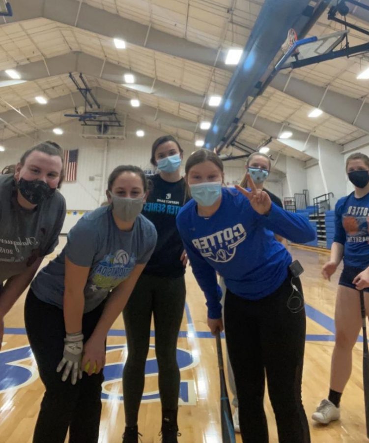 Members of the Cotter Softball team pose for a photo during open gym. L to R: Lexi Hadaway, alison French, Madison Hazelton, Hailey Biesanz, Abree Dieterman, Nadia Dieterman
