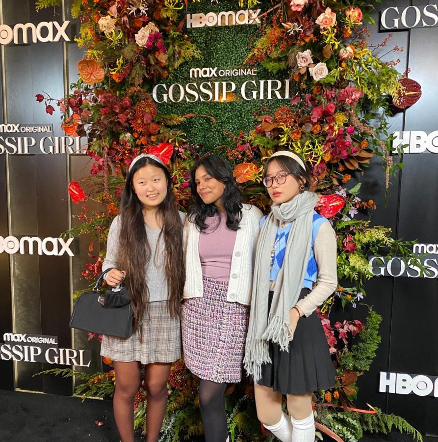 Lexi Licheng and her new friends from NYU attend a pop event for "Gossip Girl" in New York recently. 