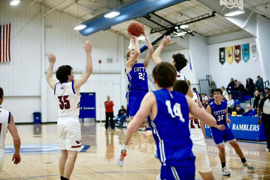 Boys basketball improves offense to earn wins